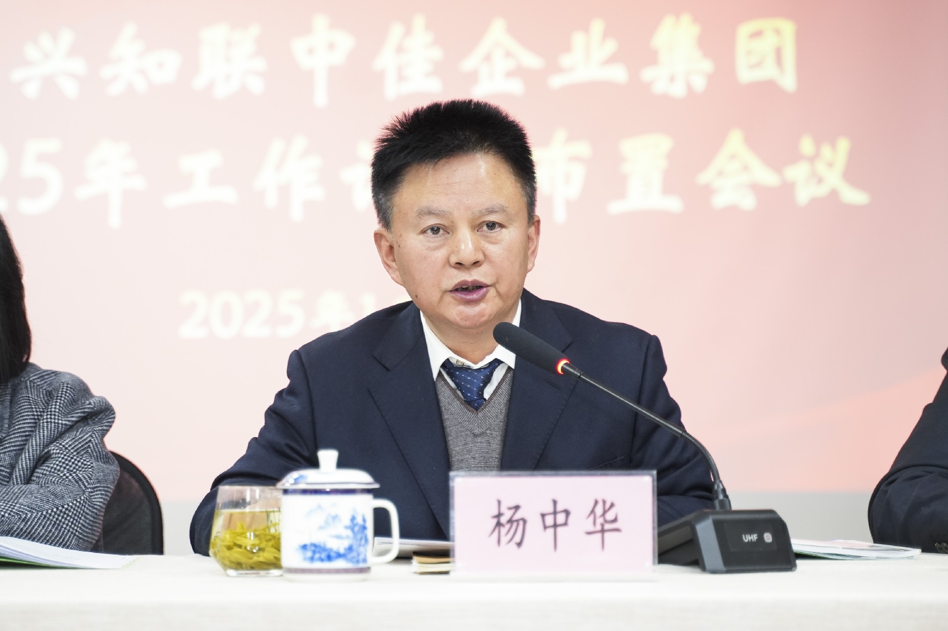 1737433038472726.jpg 75eb4591dd74541d1b07fb9919ef33f.jpg